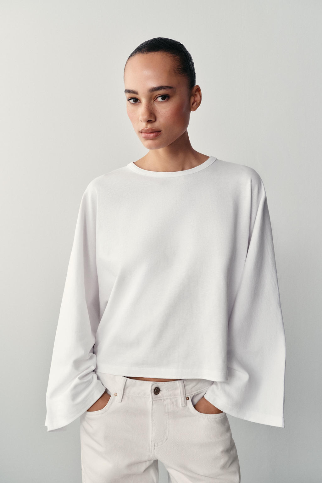 BOAT NECK T-SHIRT WITH LABEL - Zara фото 9