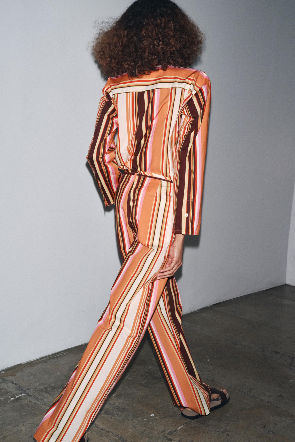 STRIPED FLARE TROUSERS ZW COLLECTION - Zara фото 3