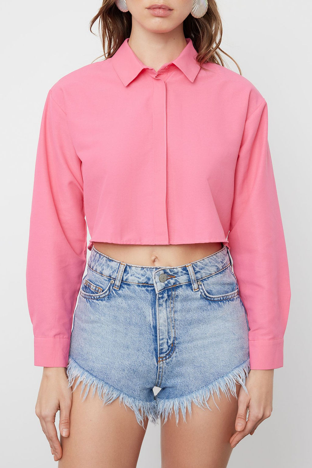 Pembe Crop Dokuma S?rt Dekolteli Keten Gorunumlu Plaj Gomlegi TBESS24GO00012