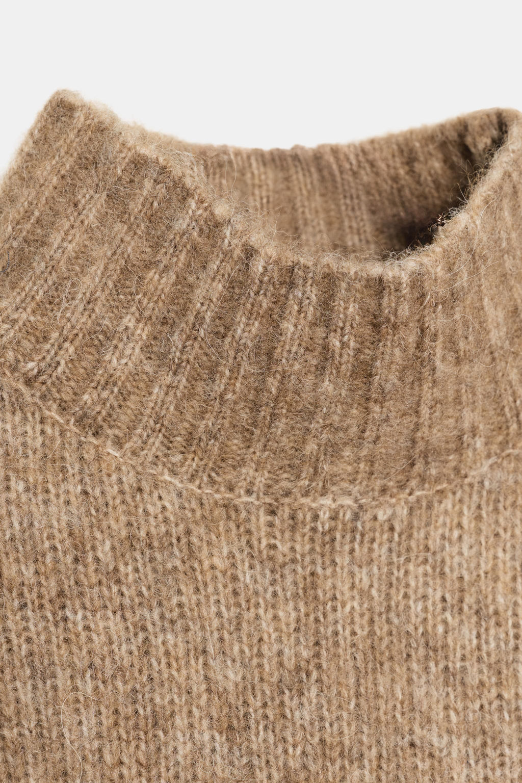 WOOL TOP WITH RUFFLES - Zara фото 19