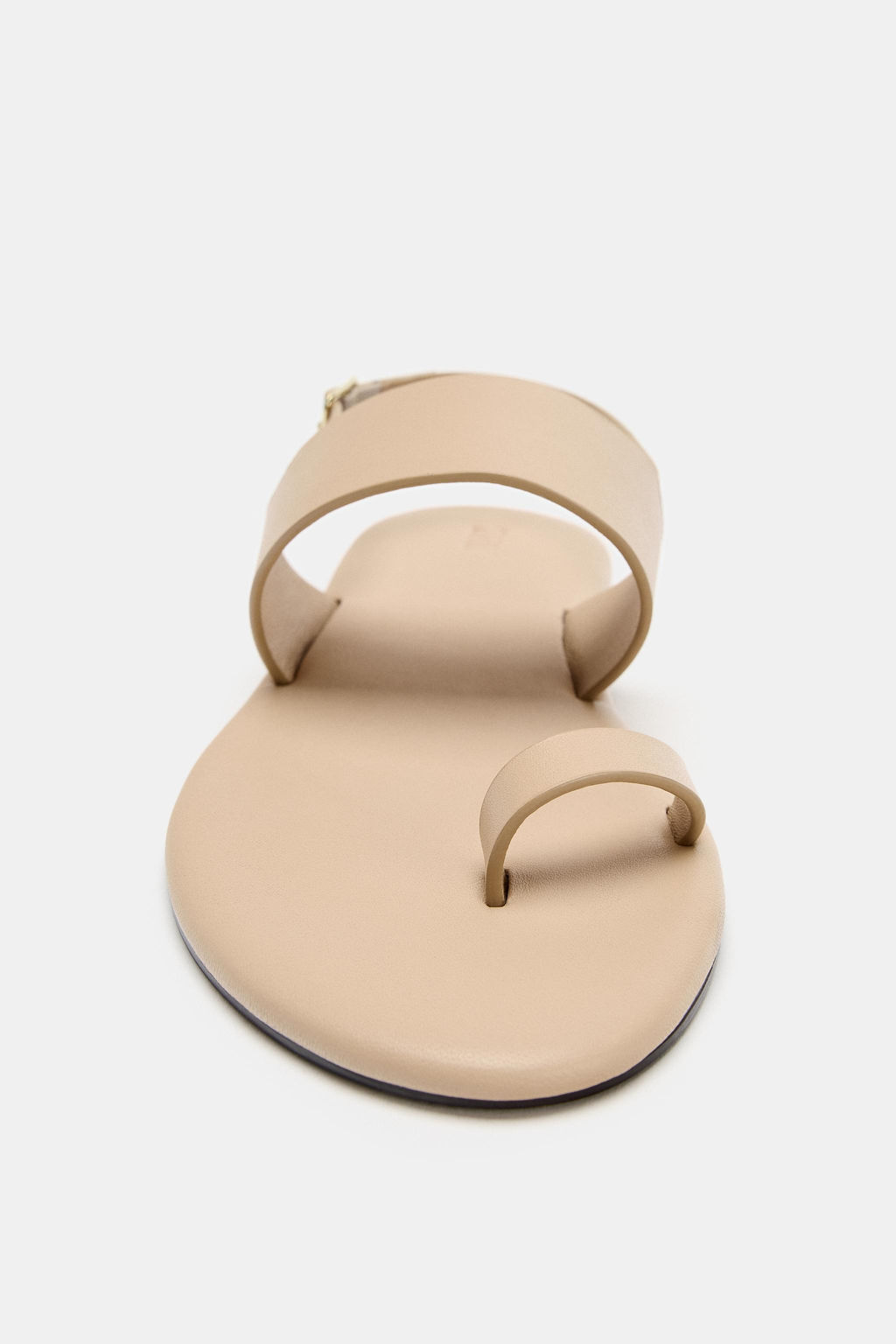 SANDALIA PLANA PIEL / Marr?n Camel - Zara фото 4