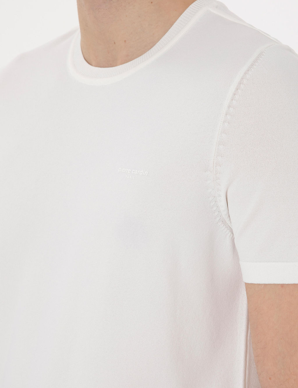 Ekru Slim Fit Bisiklet Yaka Triko Ti__rt