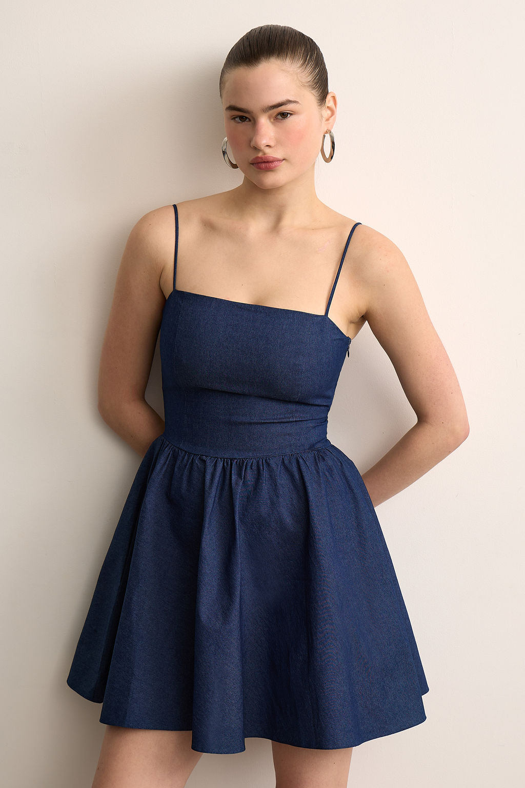 Платье мини из джинсы на бретелях - Mollis фото 2