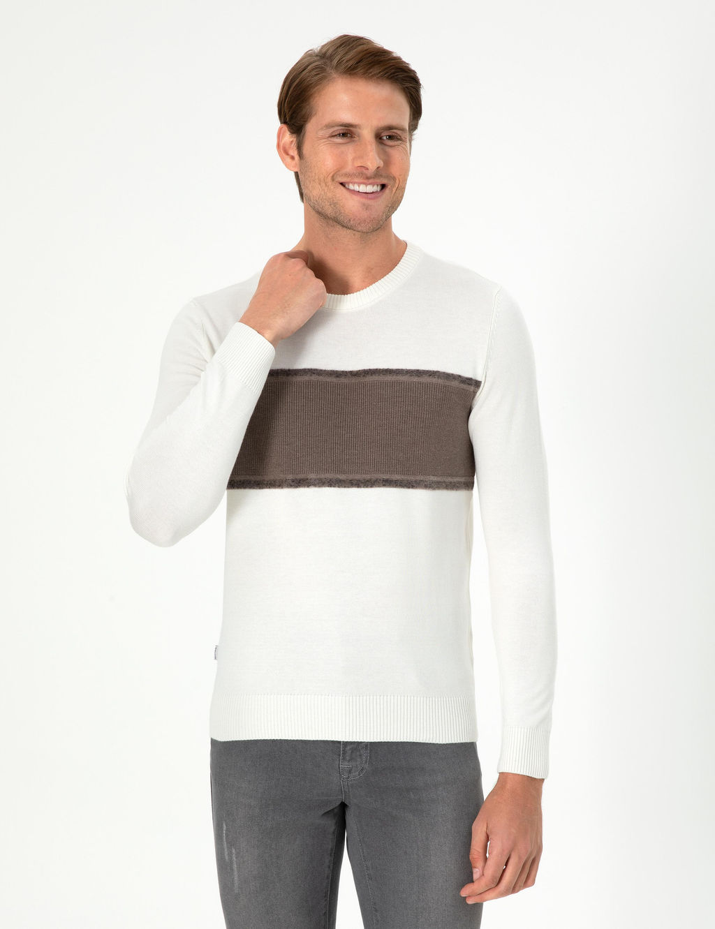 Ekru Slim Fit Bisiklet Yaka Y_n Kar___ml_ Triko Kazak