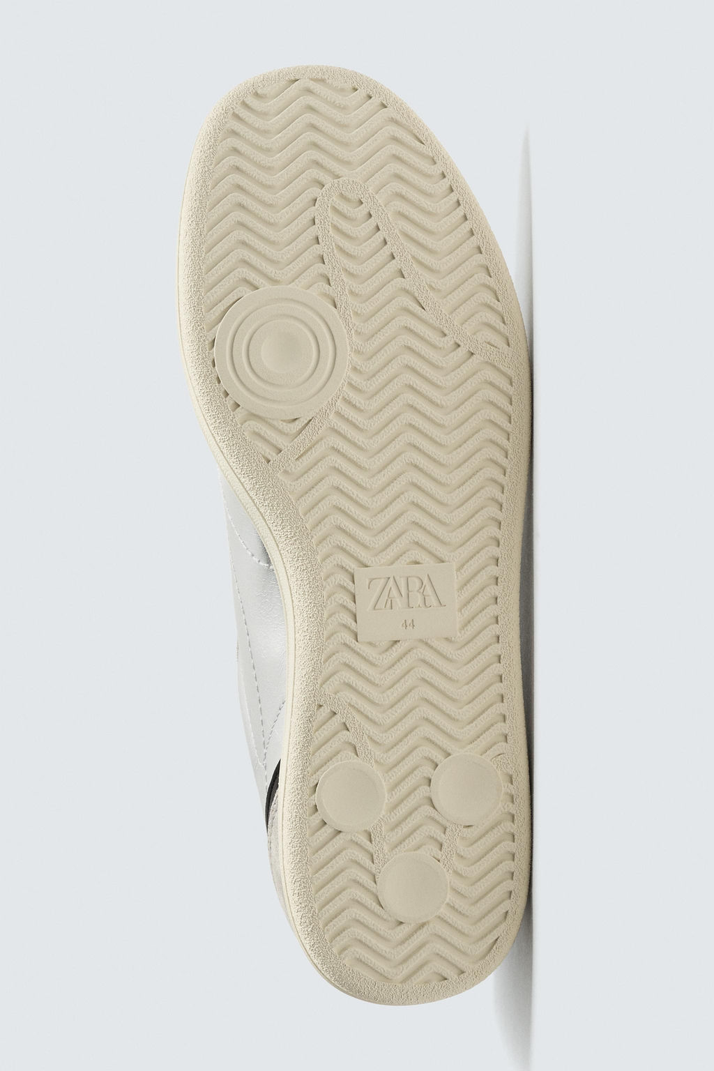ZAPATILLA METALIZADA ESTILO RETRO / Plata - Zara фото 7