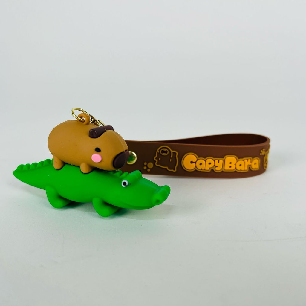 Брелок из резины CapyBara - Капибара на животном в ассортименте