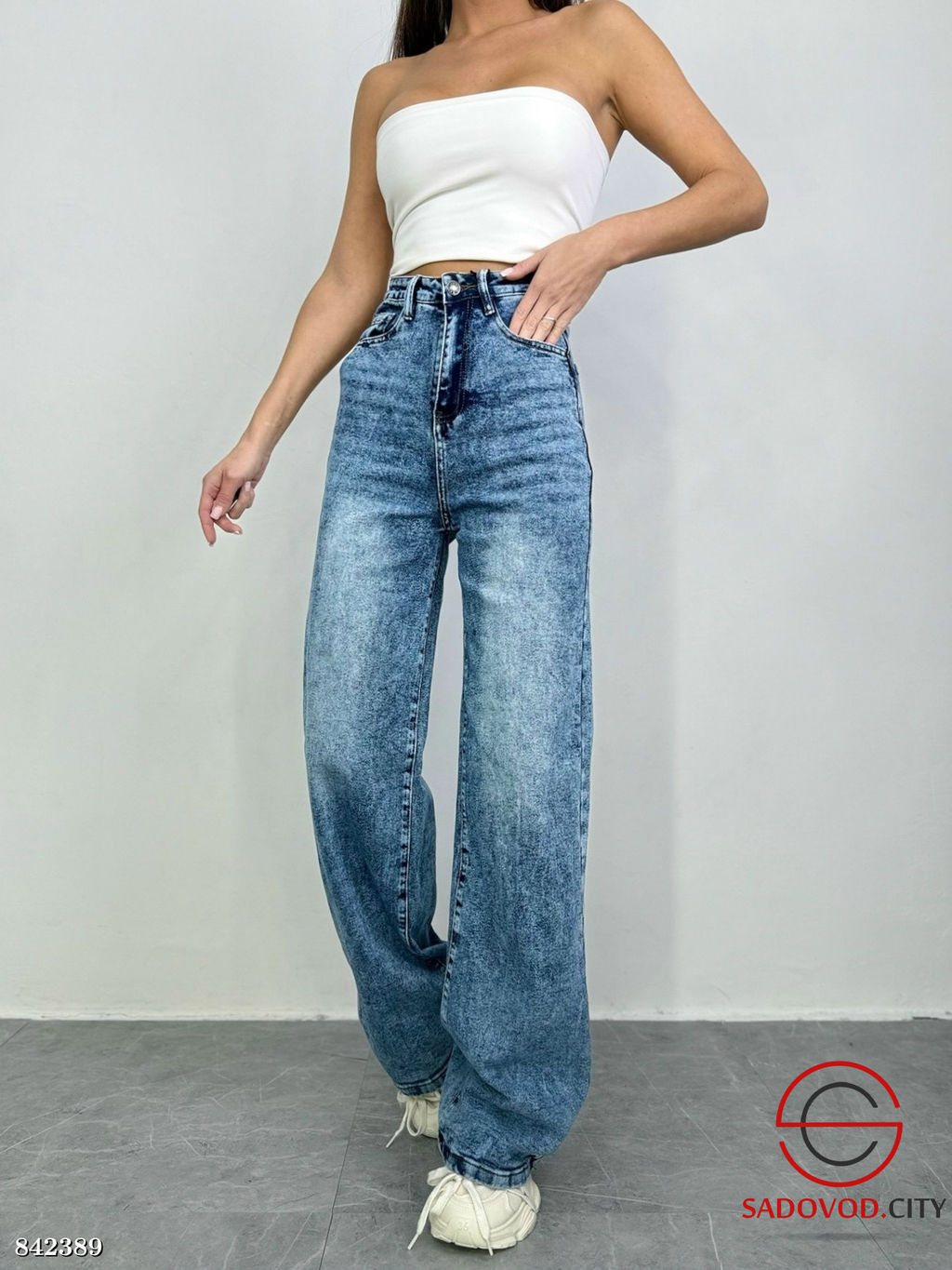 Джинсы стрейчевые женские