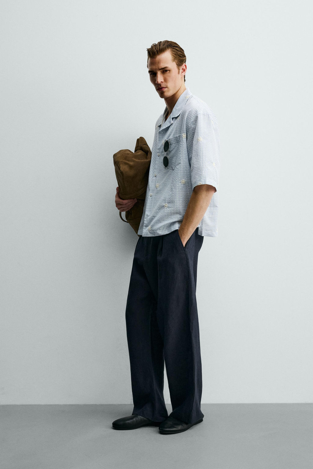 CAMISA RELAXED FIT BORDADO FLOR / Celeste - Zara фото 4