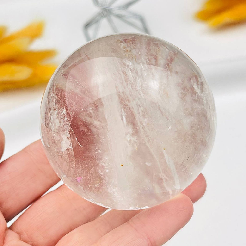 Шар из Горного Хрусталя на подставке