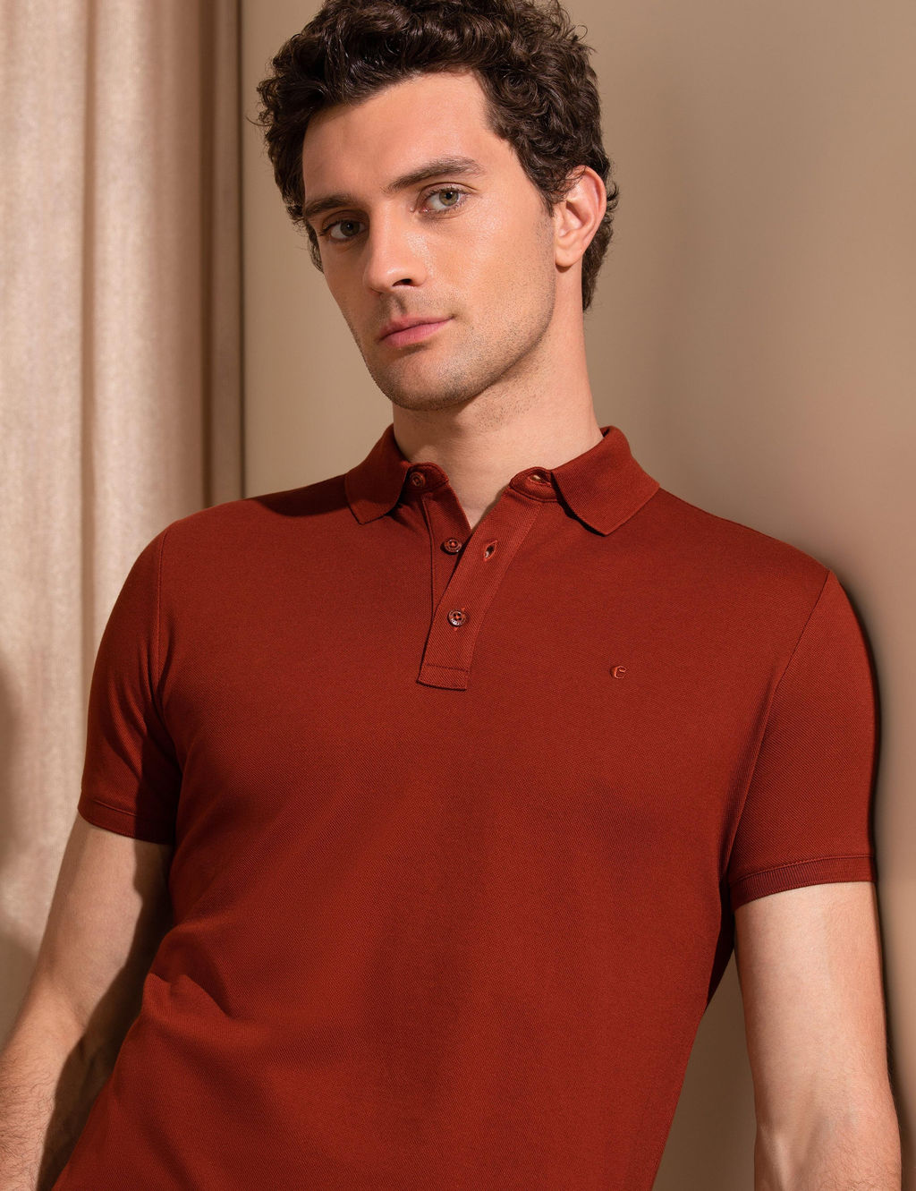 Базовая футболка Tile Slim Fit