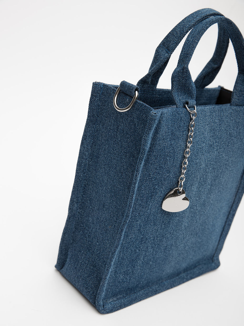 V96 00 72 Сумка женская