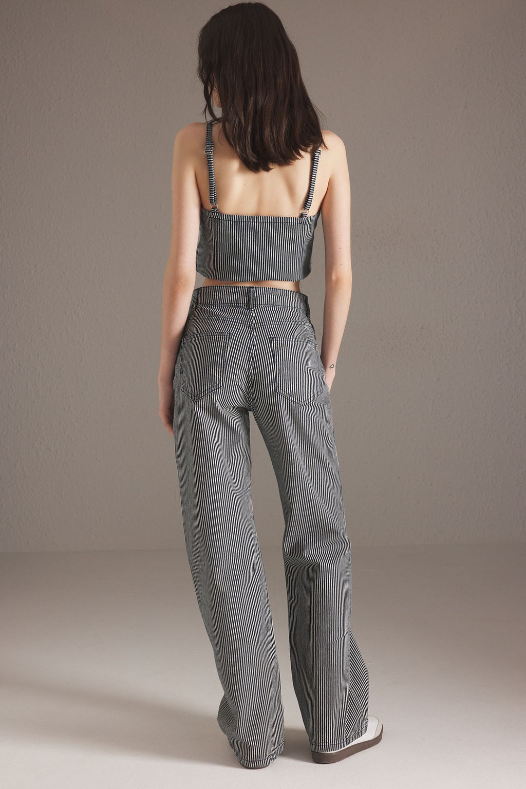 Koyu Mavi Cizgili Normal Bel Wide Leg Jeans TWOSS25JE00258 - Trendyolmilla фото 4