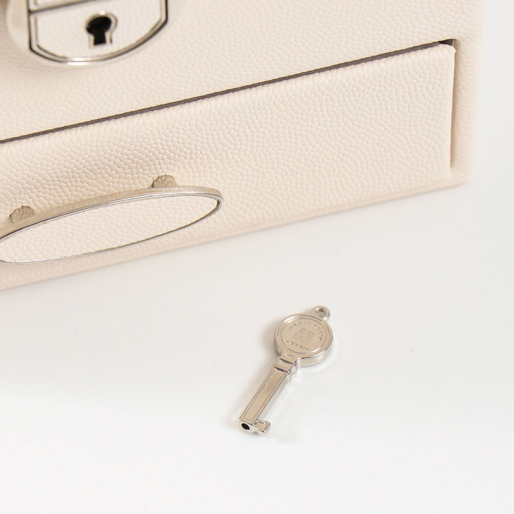 Шкатулка кожзам для украшений Белые облака 16х16х11,8 см - Simaland фото 5