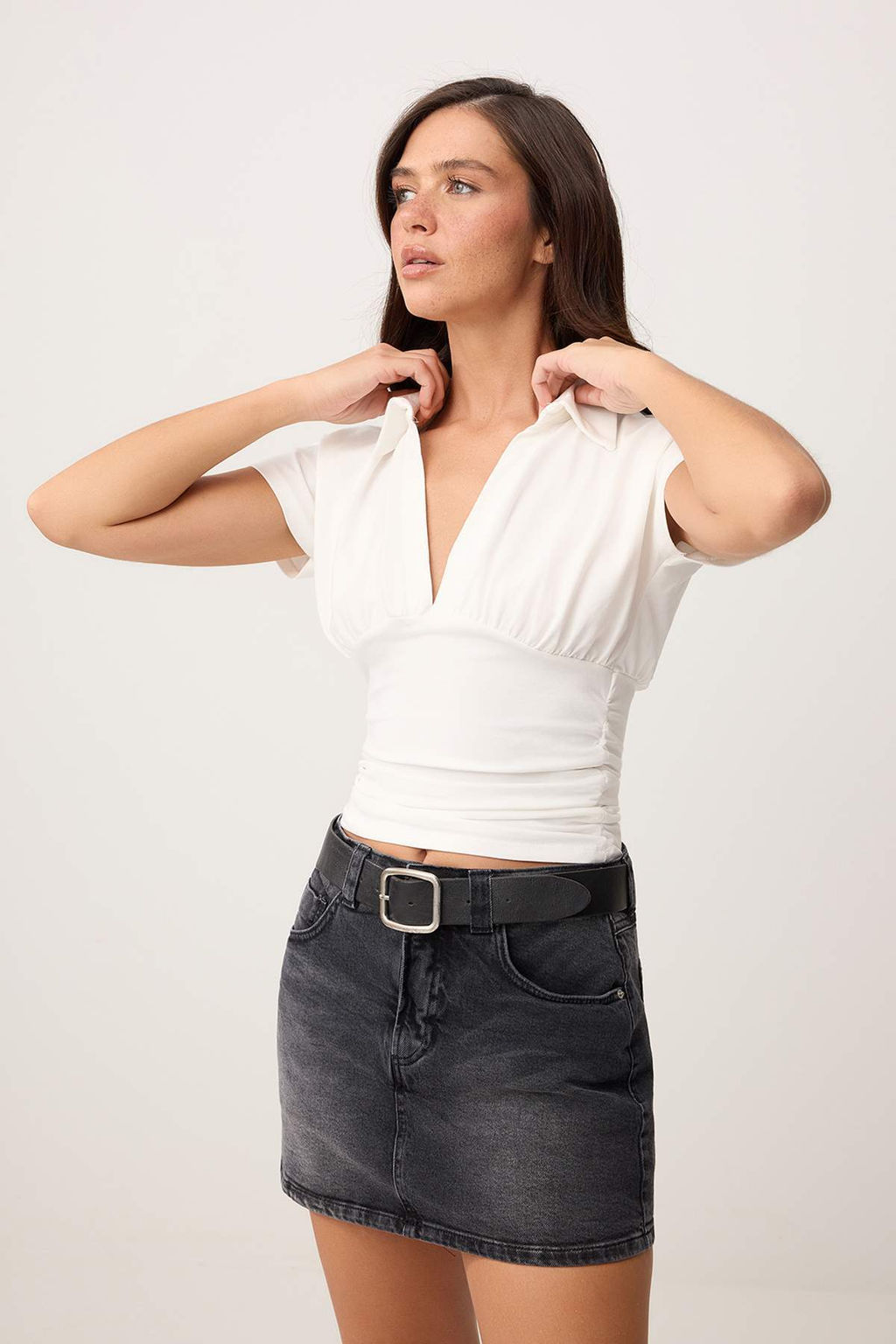 Siyah Az Esnek Mini Denim Sort Etek TWOSS26SR00052 - Trendyolmilla фото 5