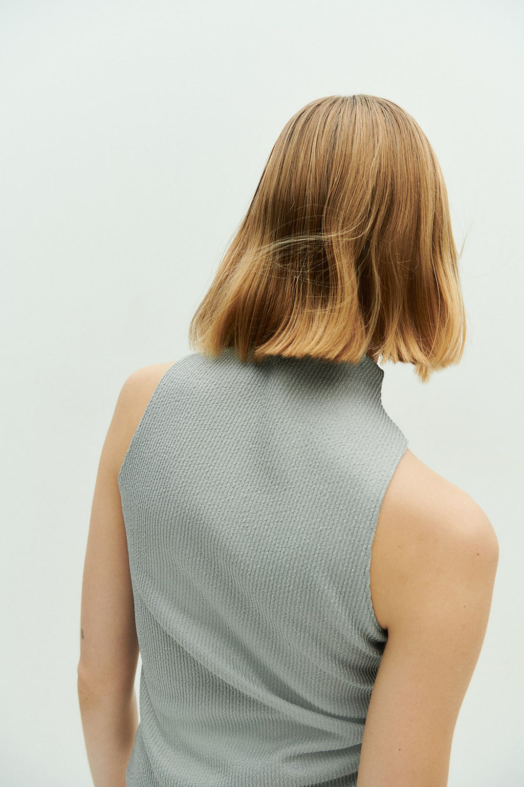 Top brillante con cuello perkins - H&m фото 4