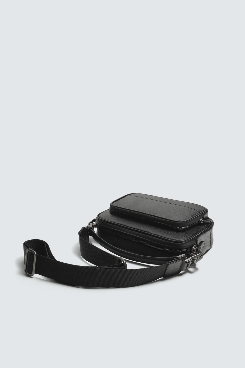 BANDOLERA TEXTURA / Negro - Zara фото 4
