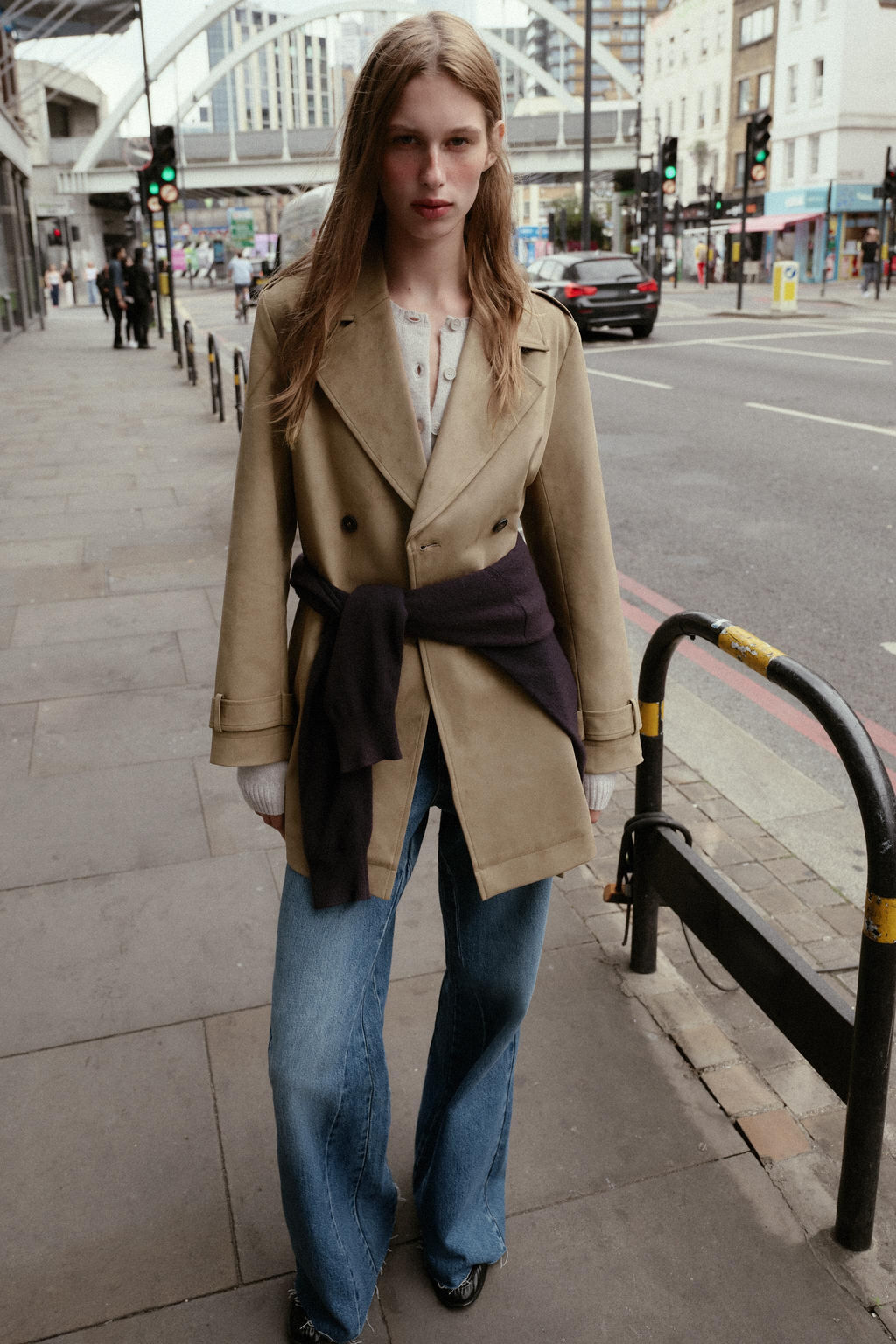 SUEDE EFFECT TRENCH COAT - Zara фото 2