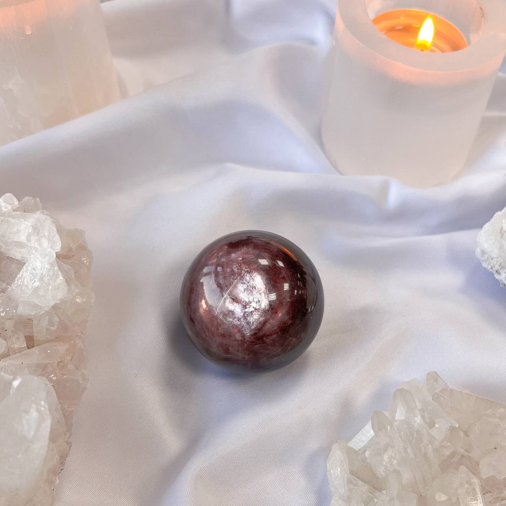 Шар из Лепидолита