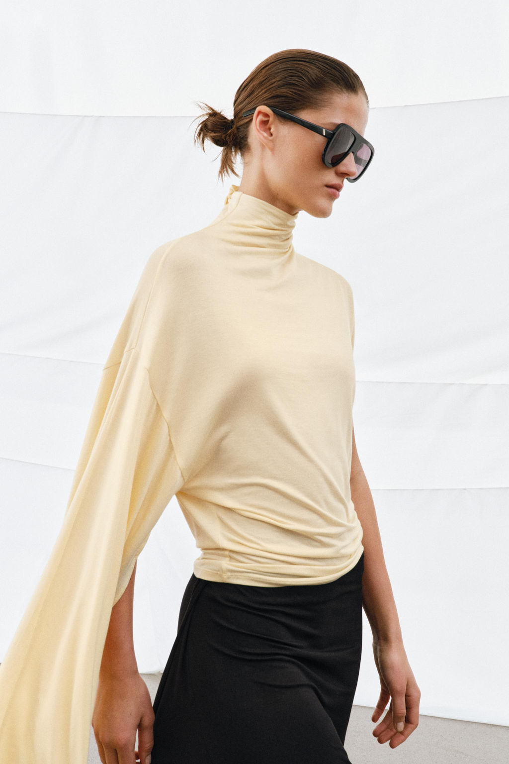 TOP ASIM?TRICO FLUIDO / Mantequilla - Zara фото 2