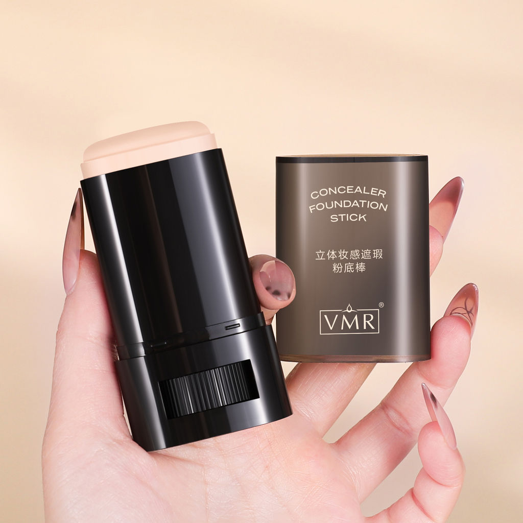 Тональный крем-стик тон натуральный - Sadoer фото 3