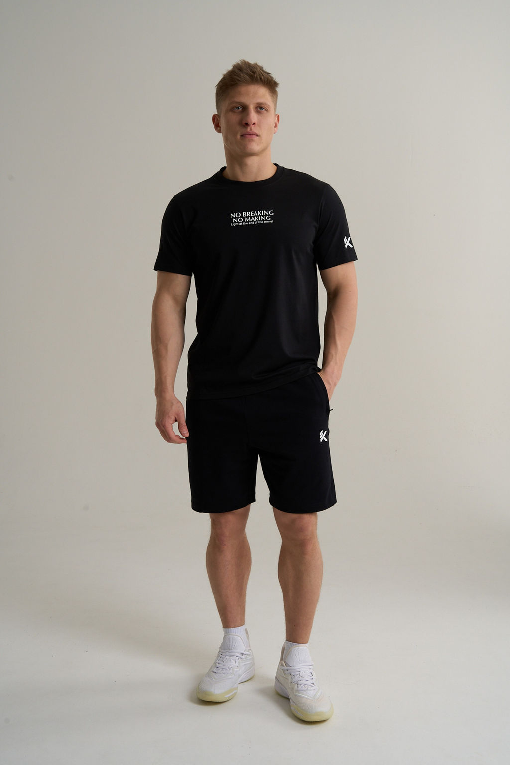 Шорты трикотажные Черный KT Knit Half Pants - Anta фото 2