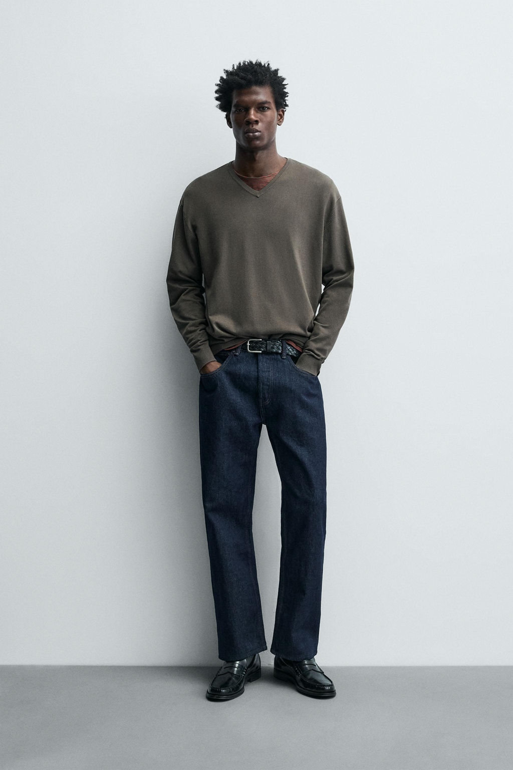 BASIC V-NECK SWEATER - Zara фото 10