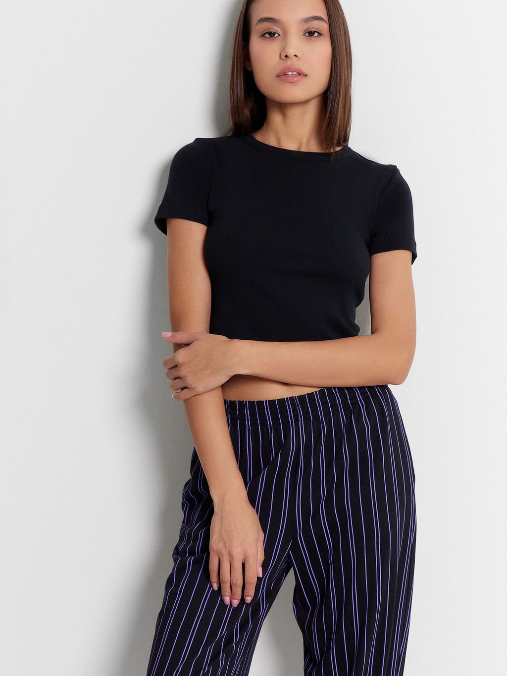 Пижама женская черная в фиолетовую полоску черный +фиолетовая полоска на черном 592588 - Mark formelle фото 8