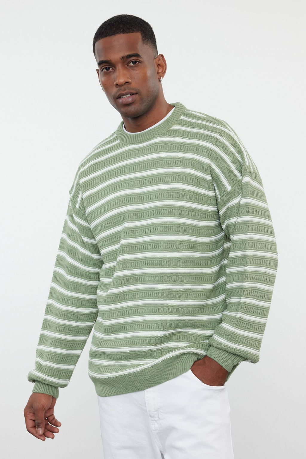 TRENDYOL MAN Lacivert Casual Unisex Oversize Bisiklet Yaka Cizgili Triko Kazak TMNAW25KZ00025 - Trendyolmilla фото 2