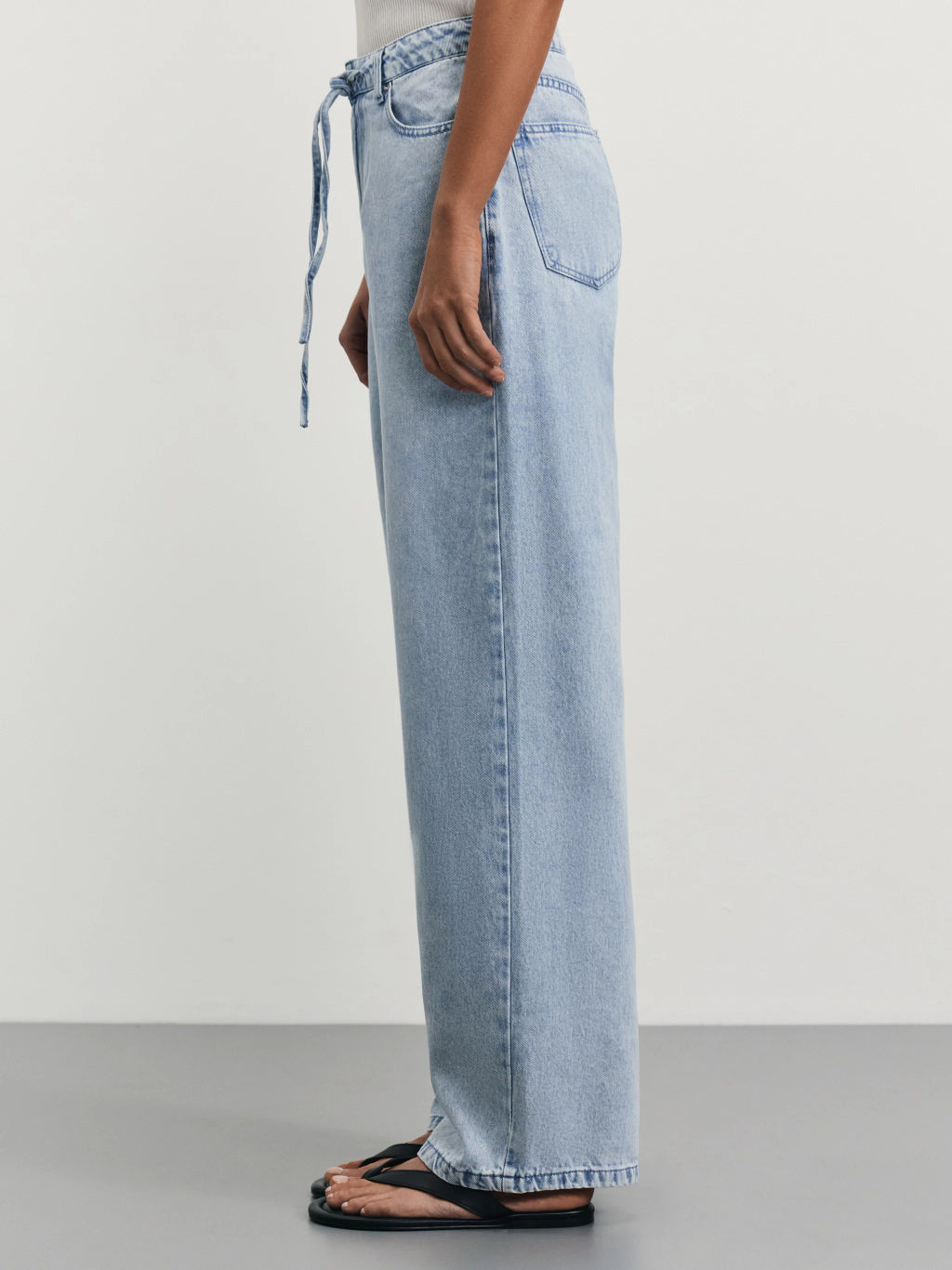 Джинсы wide leg с регулируемым поясом / Zarina  фото 3