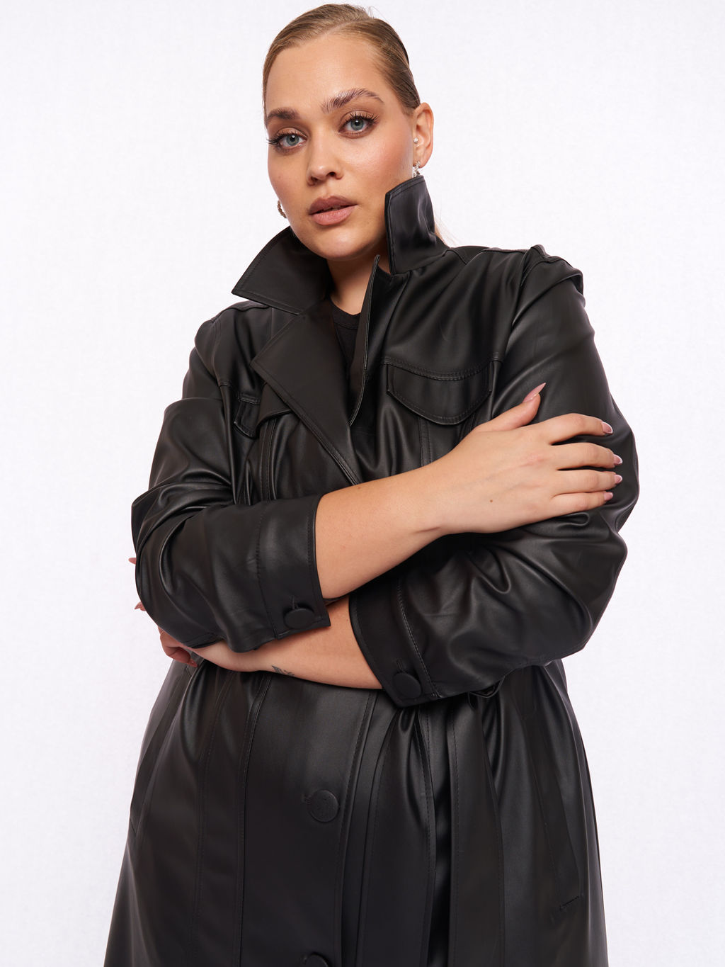Кожаное пальто PL52109BLK01