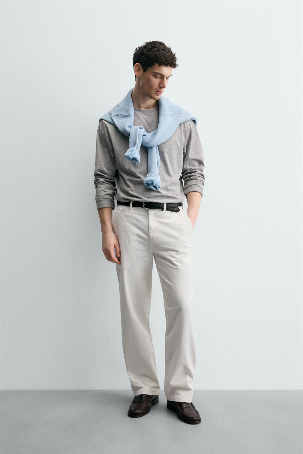 CAMISETA MEDIUM WEIGHT MANGA LARGA / Gris vigor?