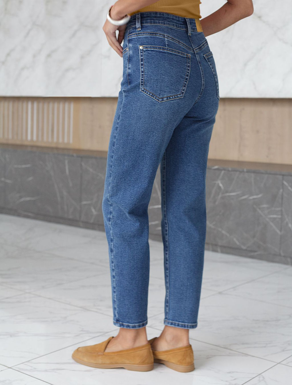 Джинсы дудочки из эластичного облегченного денима - Vilatte фото 2