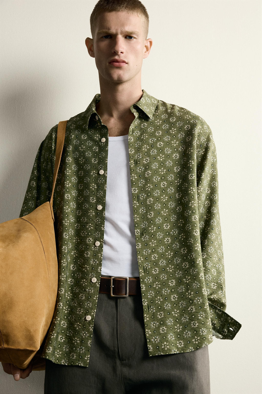 CAMISA FLUIDA ESTAMPADO FLORAL / Verde medio - Zara фото 5