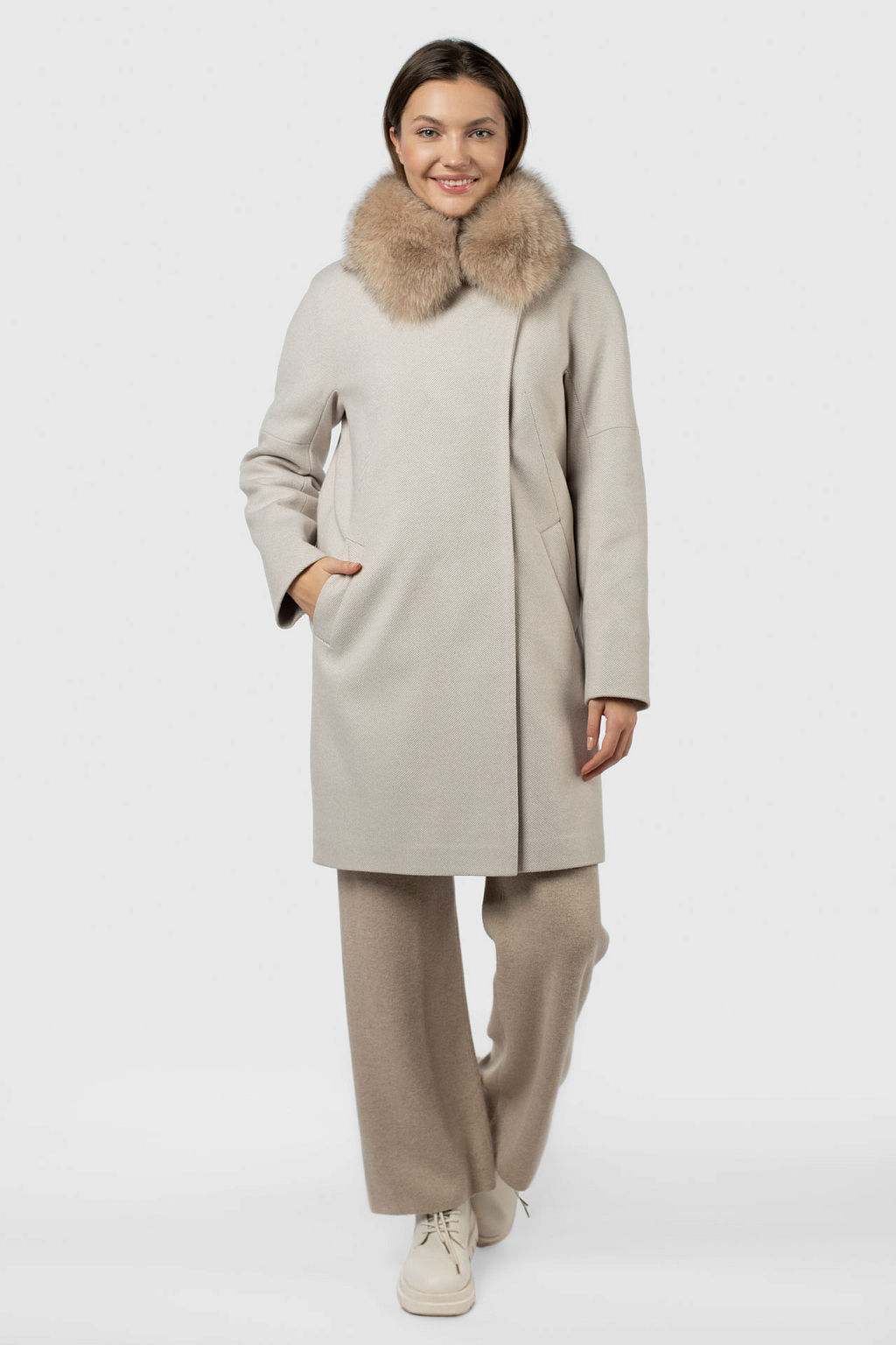 мех натуральный песец, Пальто с Утеплителем: Термофинн - El podio фото 11