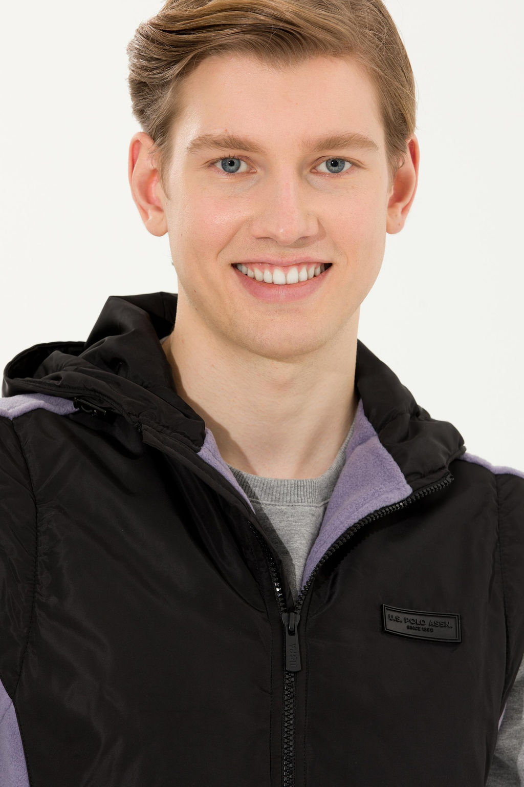 U. S. Polo Assn Мужской серый вязаный кардиган с капюшоном - U.s. polo assn фото 2