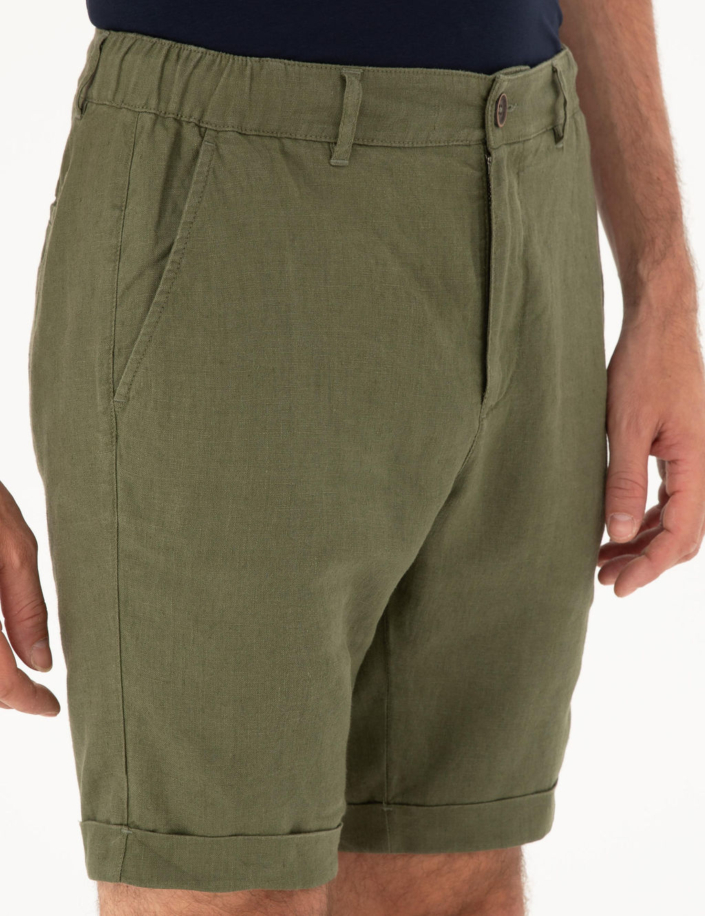 Льняные шорты стандартного кроя цвета хаки с эластичной резинкой на талии - Cacharel фото 5