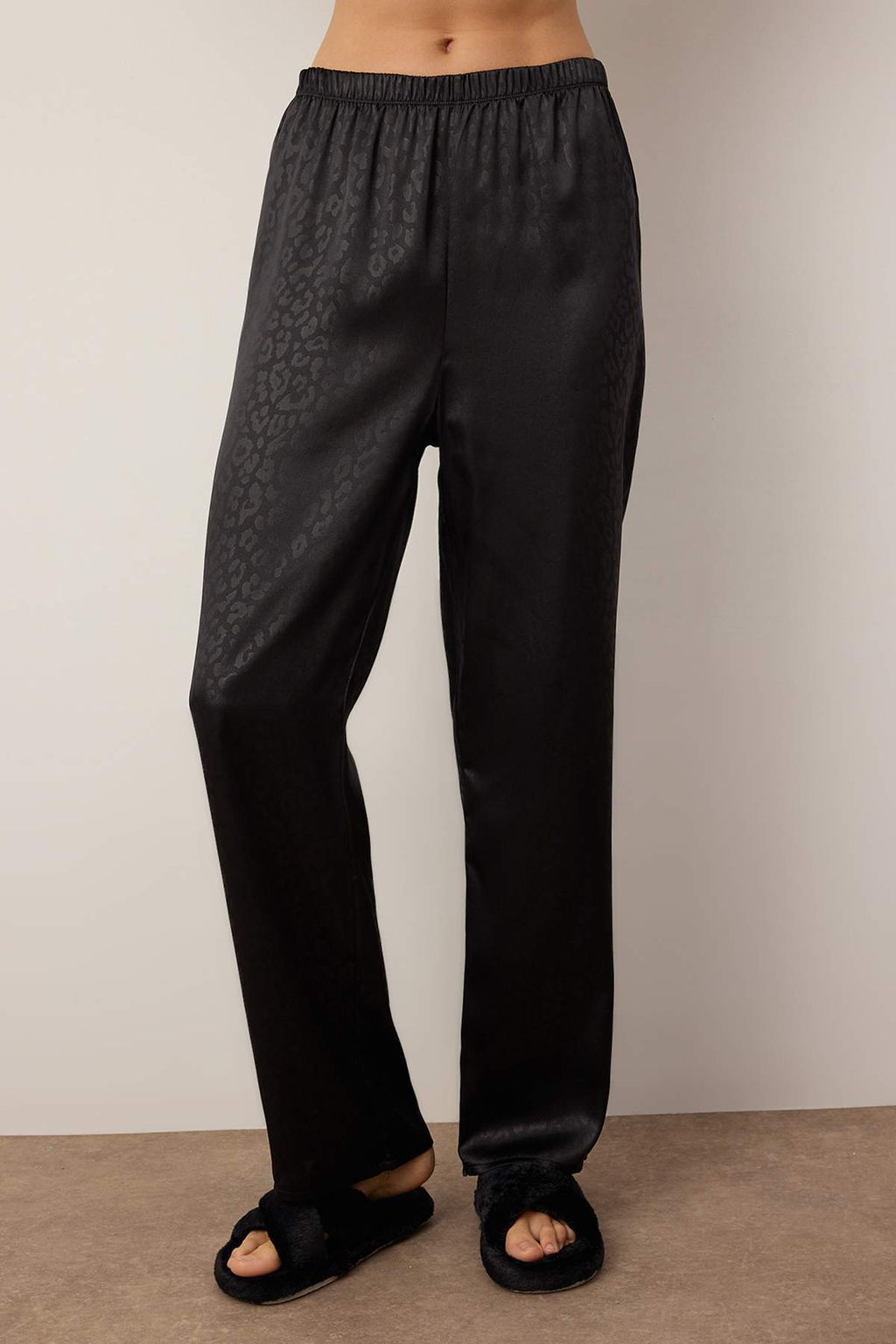 Beyaz Zebra Desenli Saten Dokuma Pijama Tak?m? THMAW24PT00001 - Trendyolmilla фото 14