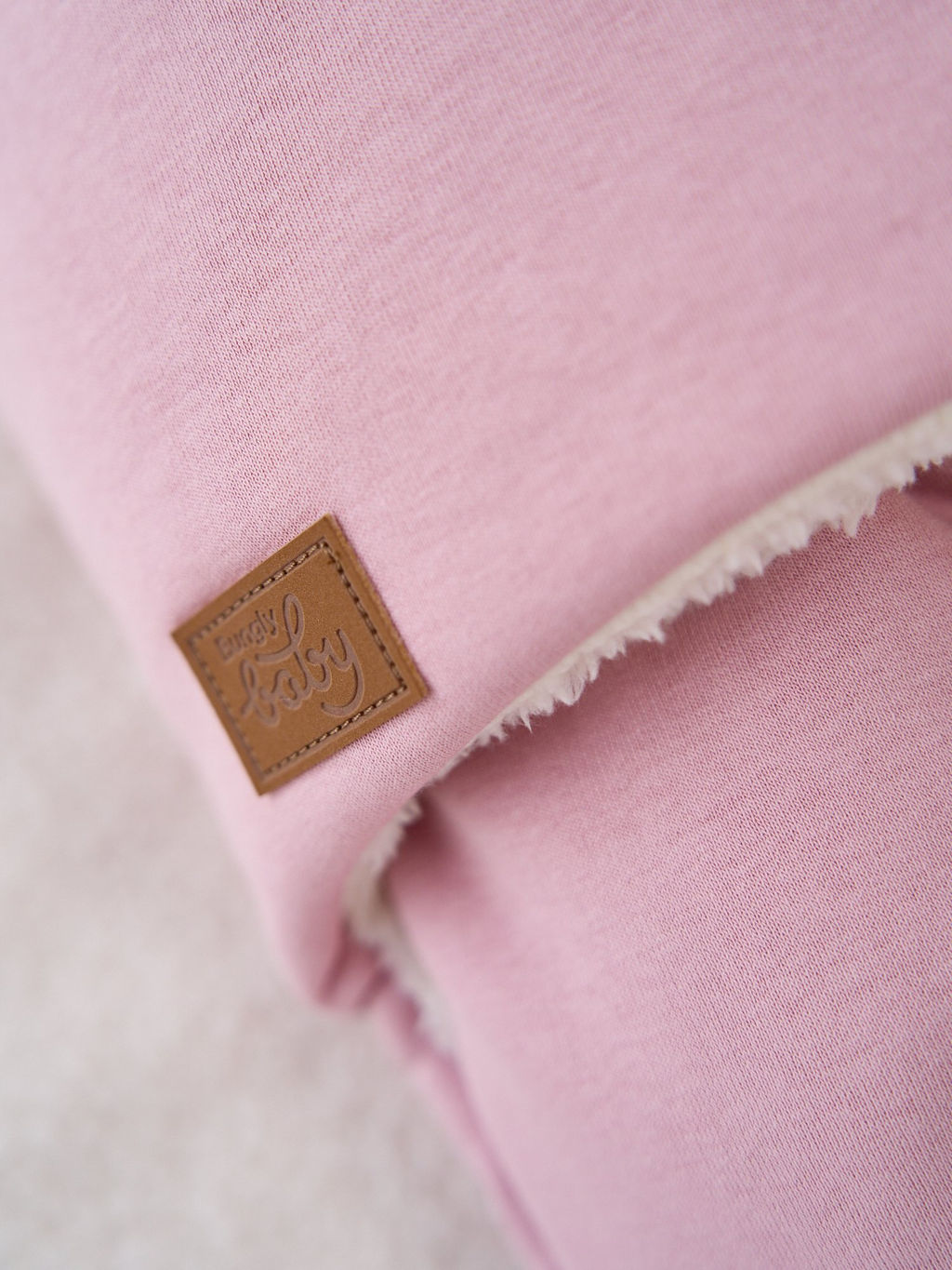 Конверт-звездочка Пудра с прорезями для ремней безопасности 0+ - Bungly фото 6