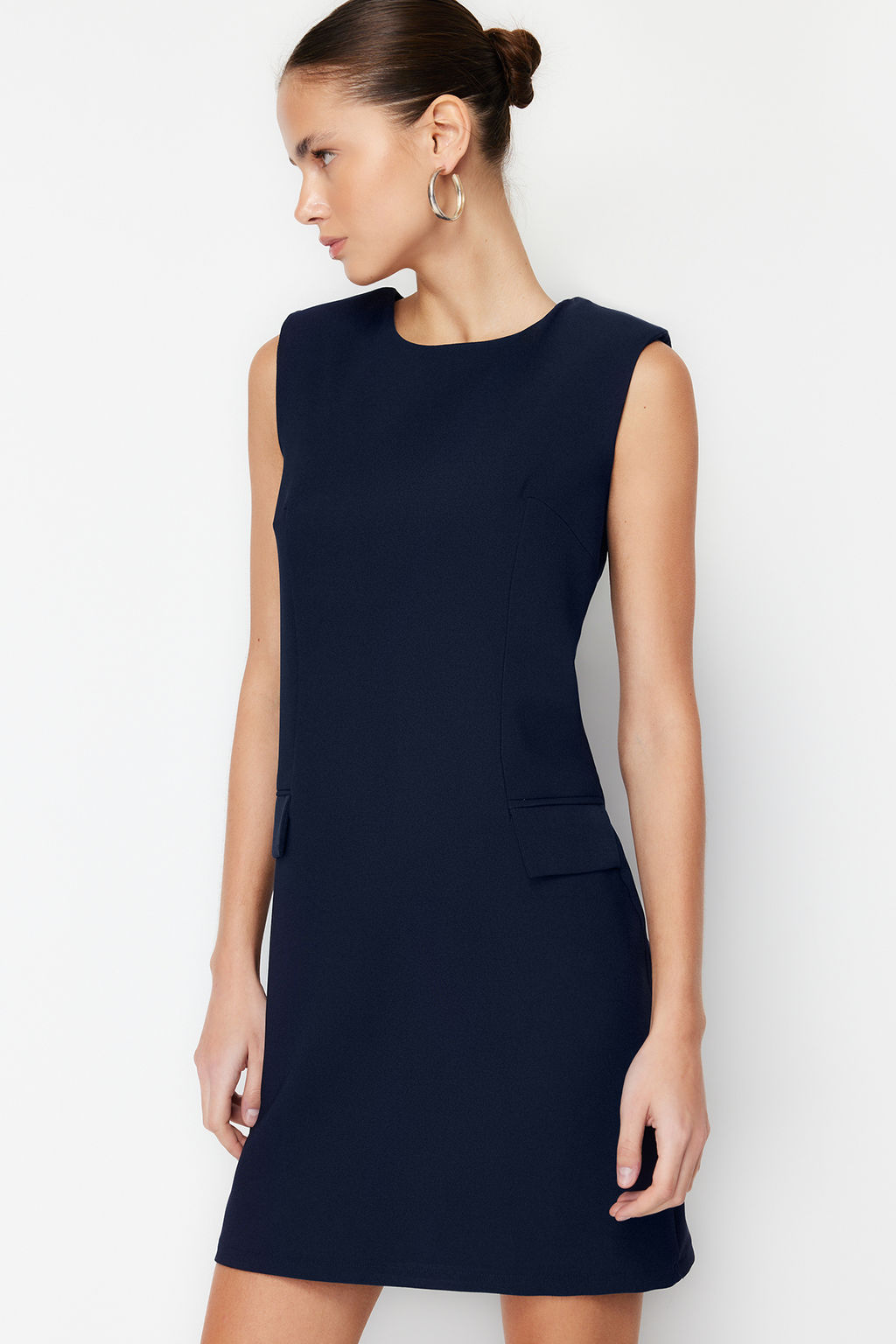 Lacivert Duz Kesim Kolsuz Mini Dokuma Elbise TWOSS24EL00391 - Trendyolmilla фото 2