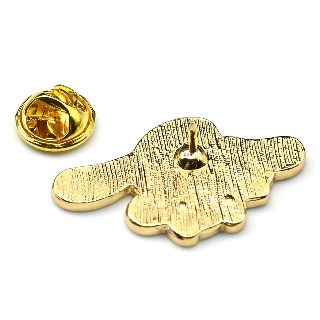 Брошь значок "Зайчик" с эмалью 36*21мм