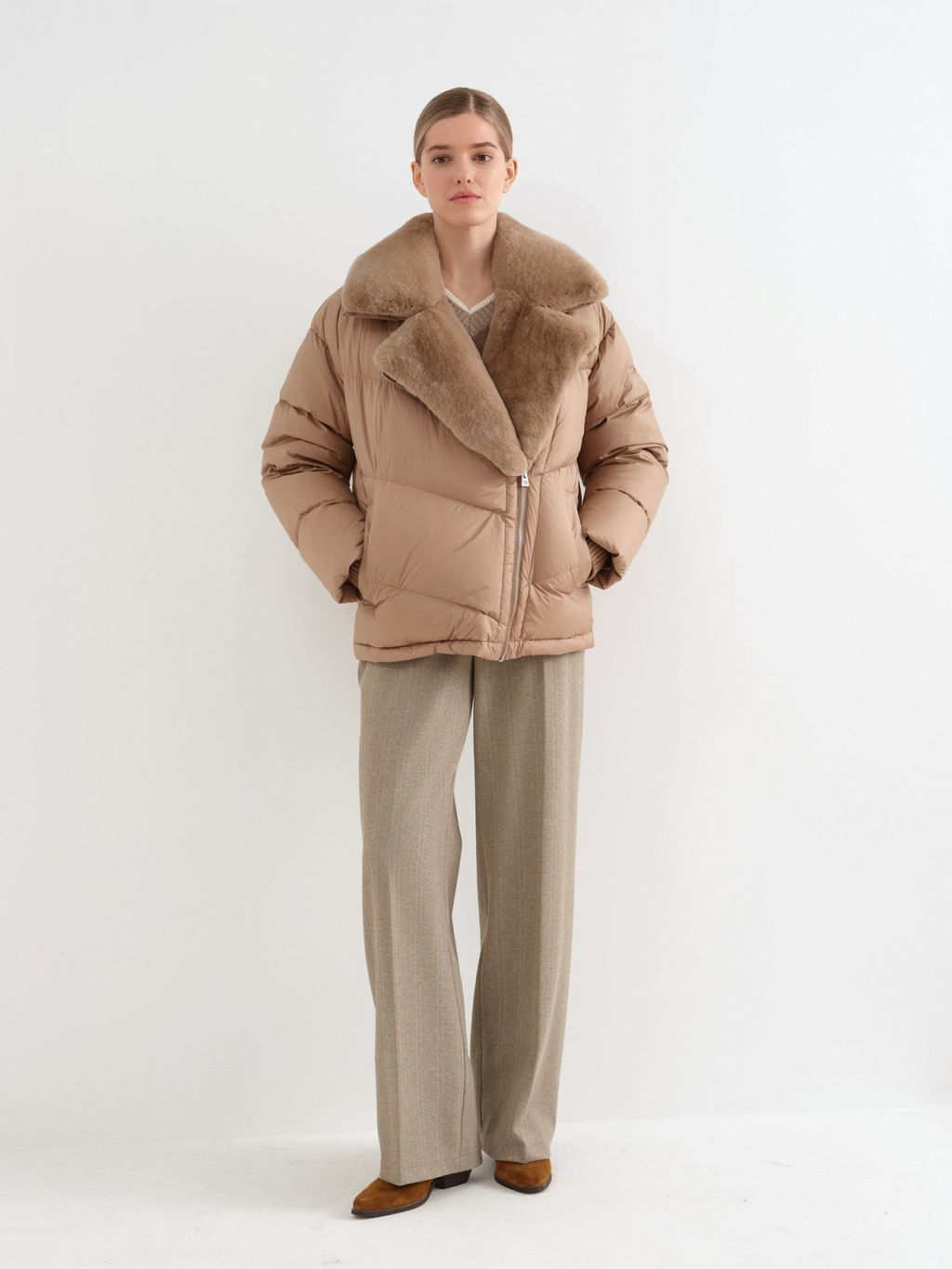 Conso/WDMF 230563 - hazelnut Пуховая куртка