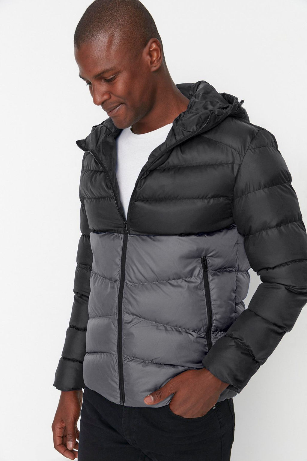 TRENDYOL MAN Antrasit Regular Fit Renk Bloklu Ruzgara Dayan?kl? Sisme K?sl?k Mont TMNAW23MO00018 - Trendyolmilla фото 2