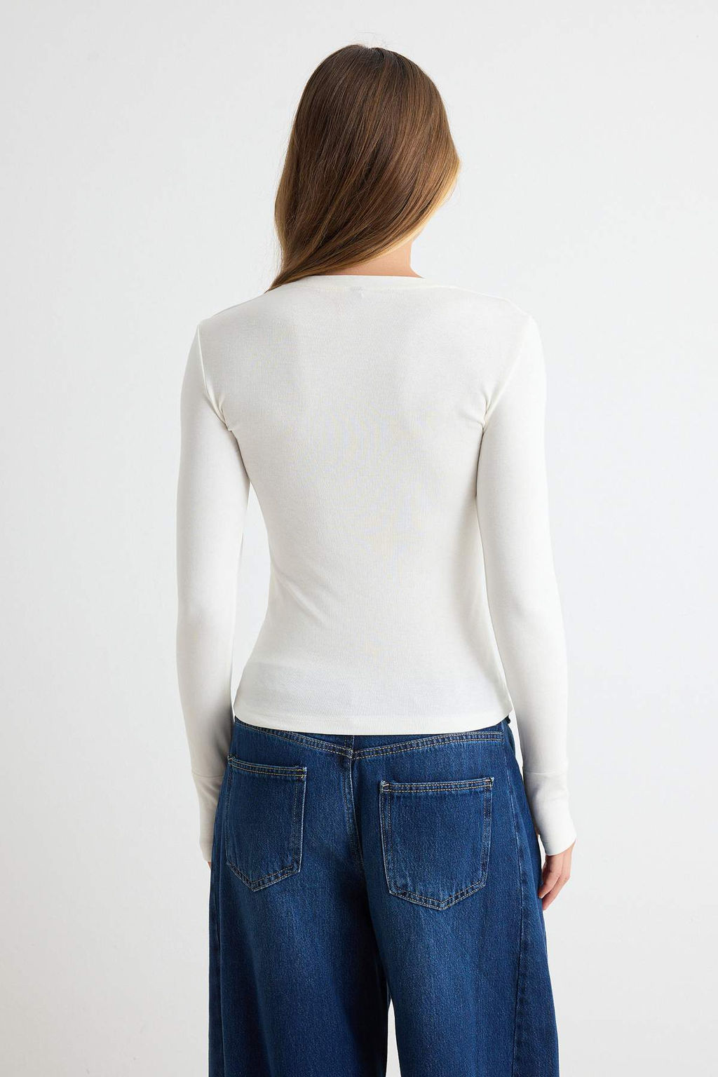 Siyah-Ekru 2li Paket Parmak Ge_meli D_z Fitted Bisiklet Yaka Yumu_ak _rme Bluz TWOAW27BZ00064 - Trendyolmilla фото 6