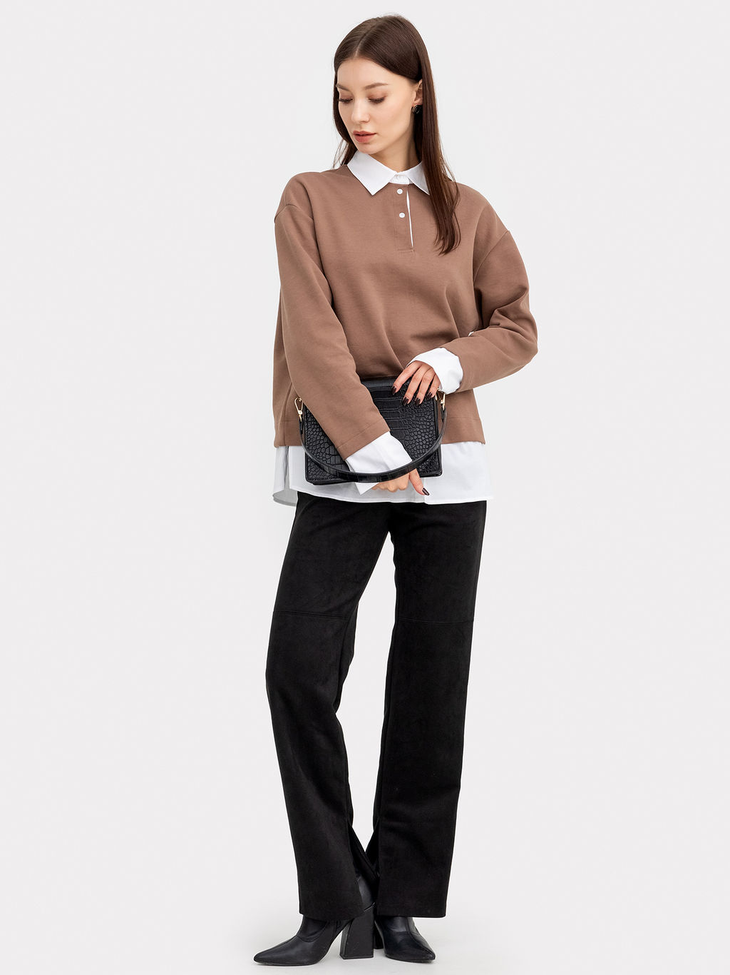 Джемпер женский в таупово-бежевом цвете тауп 122816 - Mark formelle фото 2