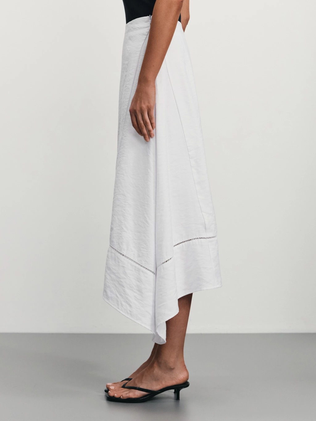 Юбка миди из вискозы с перфорацией / Zarina  фото 4