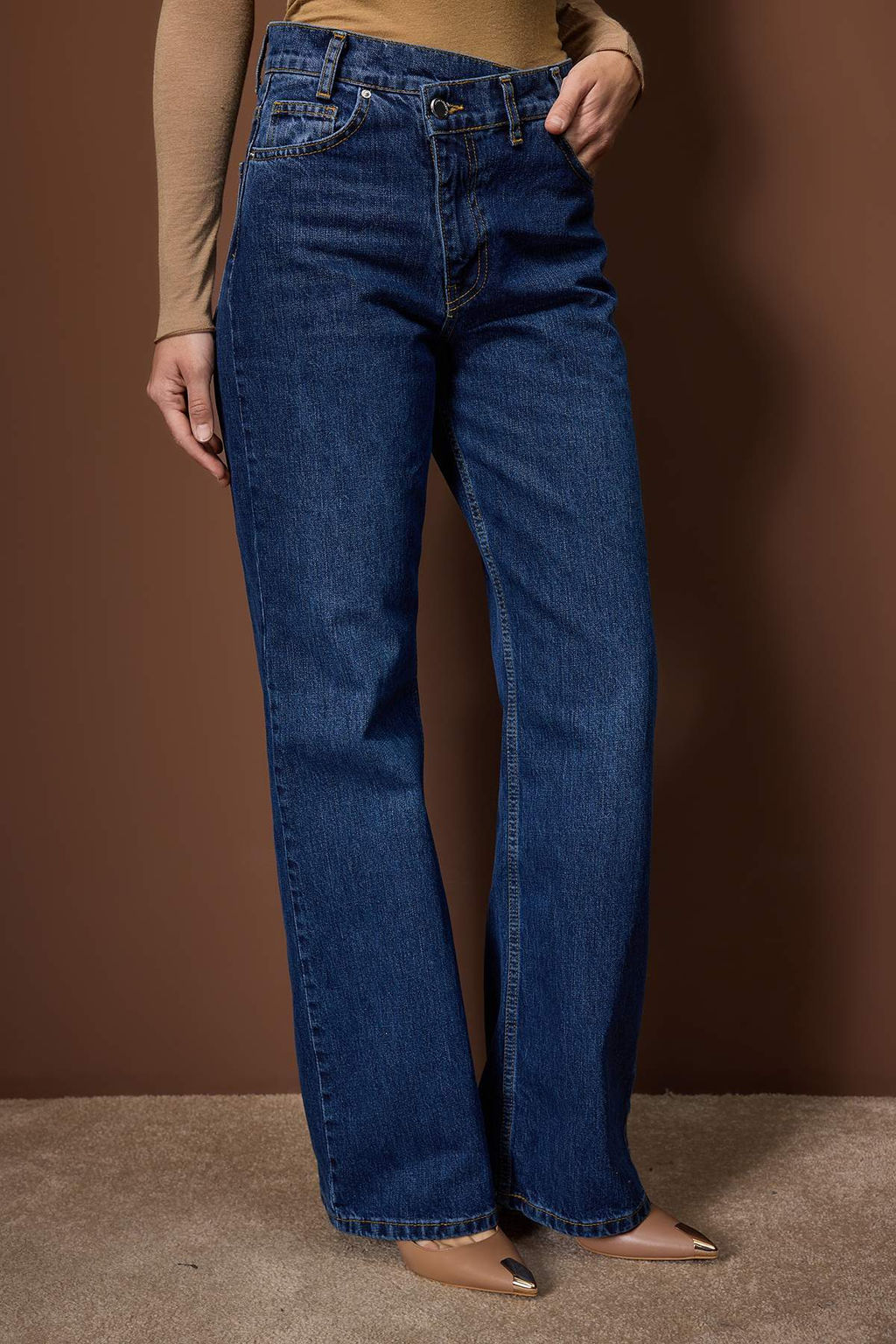 Mavi Yuksek Bel Asimetrik Kapama Bel Detayl? Wide Leg Jeans TWOAW26JE00290 - Trendyolmilla фото 3