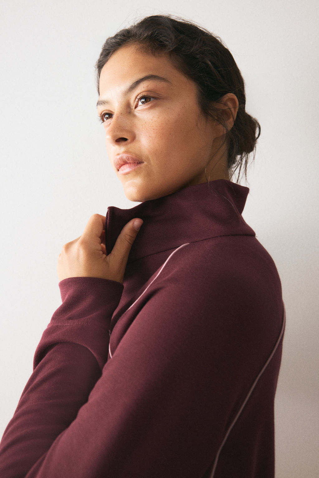 Chaqueta de ch?ndal efecto neopreno - H&m фото 7