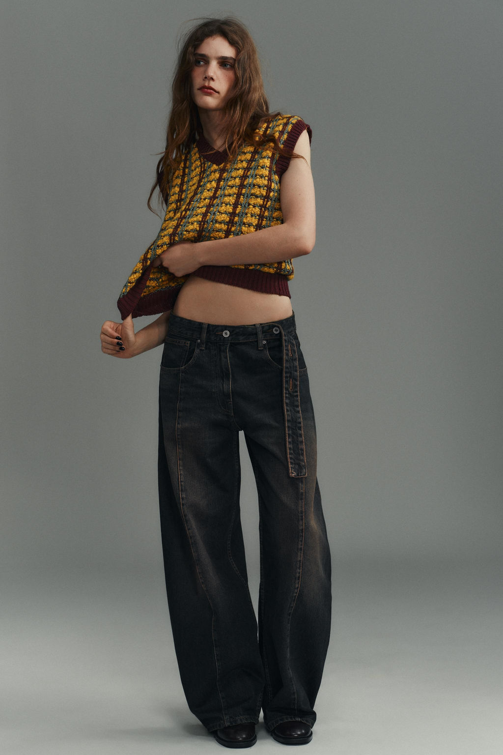 TEXTURED KNIT WAISTCOAT