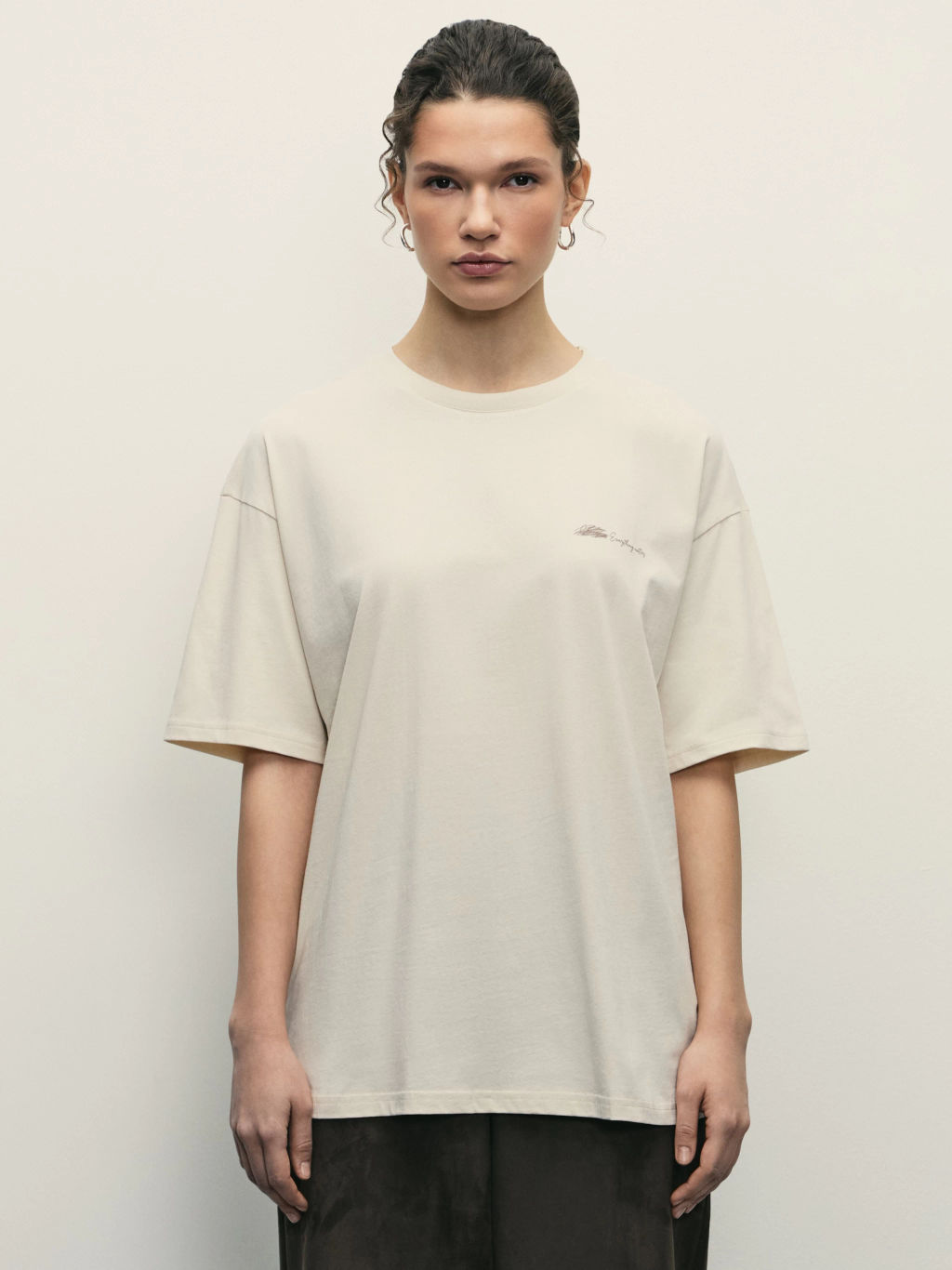 Базовая футболка с принтом / Zarina фото 3