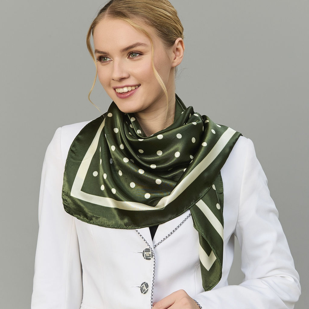 Шелковый платок 90х90 см, цвет зеленый - Мастерская ПОКРОВ фото 4